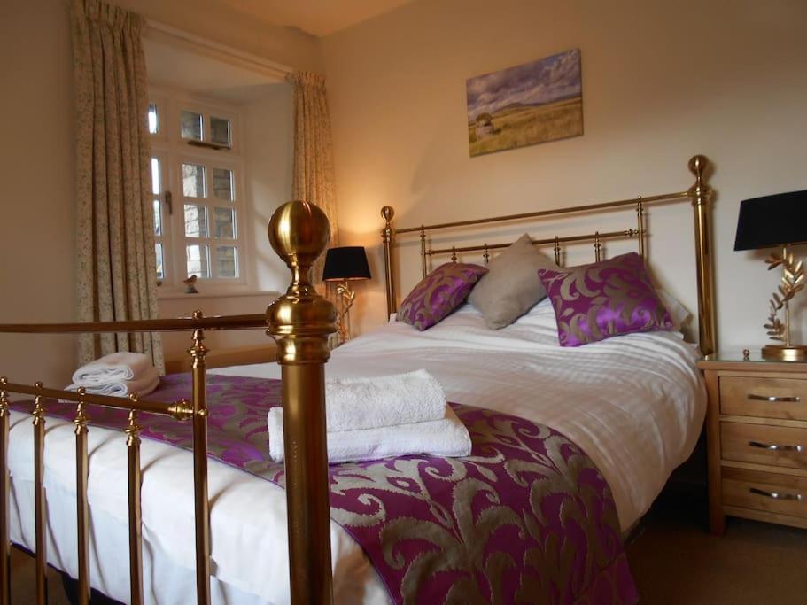 The Granary, Old Corn Mill, Yorkshire Dales Apartamento West Burton Exterior foto