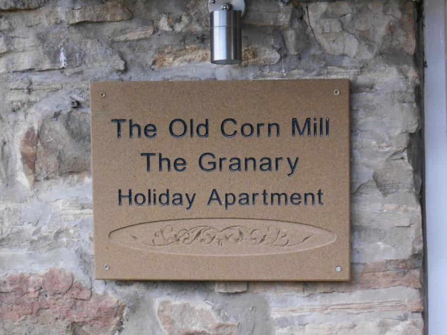 The Granary, Old Corn Mill, Yorkshire Dales Apartamento West Burton Exterior foto