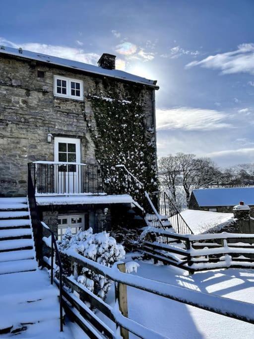 The Granary, Old Corn Mill, Yorkshire Dales Apartamento West Burton Exterior foto